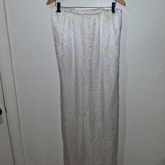 ANNA OCTOBER White Tiana Crinkled Dress - Picture 9 of 15